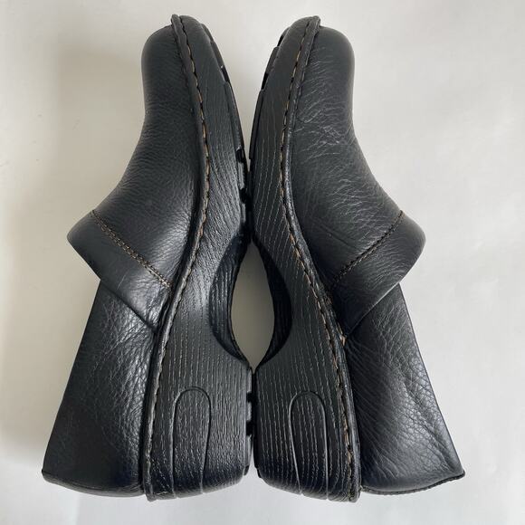 Born Black Leather Slip On Mule Clogs Shoes Women's EU 40 - US 8.5 M/W - Picture 8 of 11